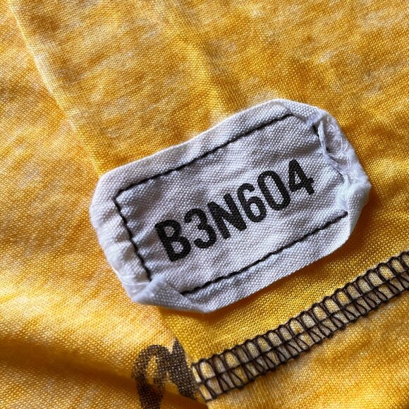 Pixar Backstage Men's Yellow Toy Story Graphic Limited Edition Collectible Shirt - Picture 4 of 4